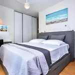 Gorgeous In Slatine With Wifi Feriehus Trogir