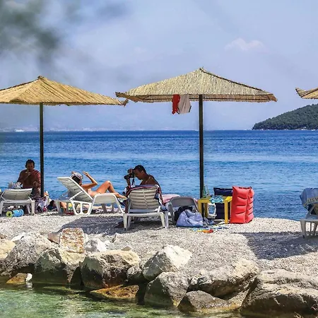 Vikendica Beautiful In Slatine Trogir