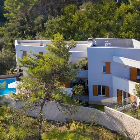 Feriehus Gorgeous In Slatine With Wifi Trogir